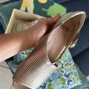 Earth ballston sandal sales